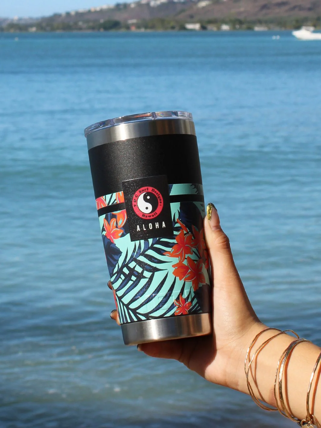 T&C Surf 20 oz Botanic Tumbler Yeti - Image 3
